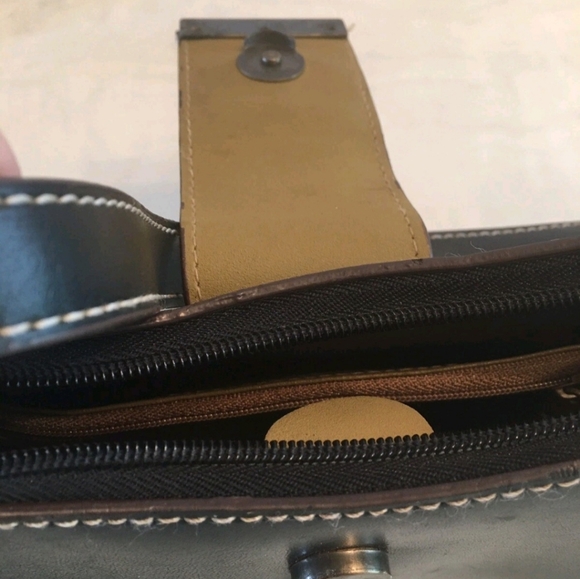 Black And Brass SMALL HANDBAG BY MINNICI - Picture 7 of 7